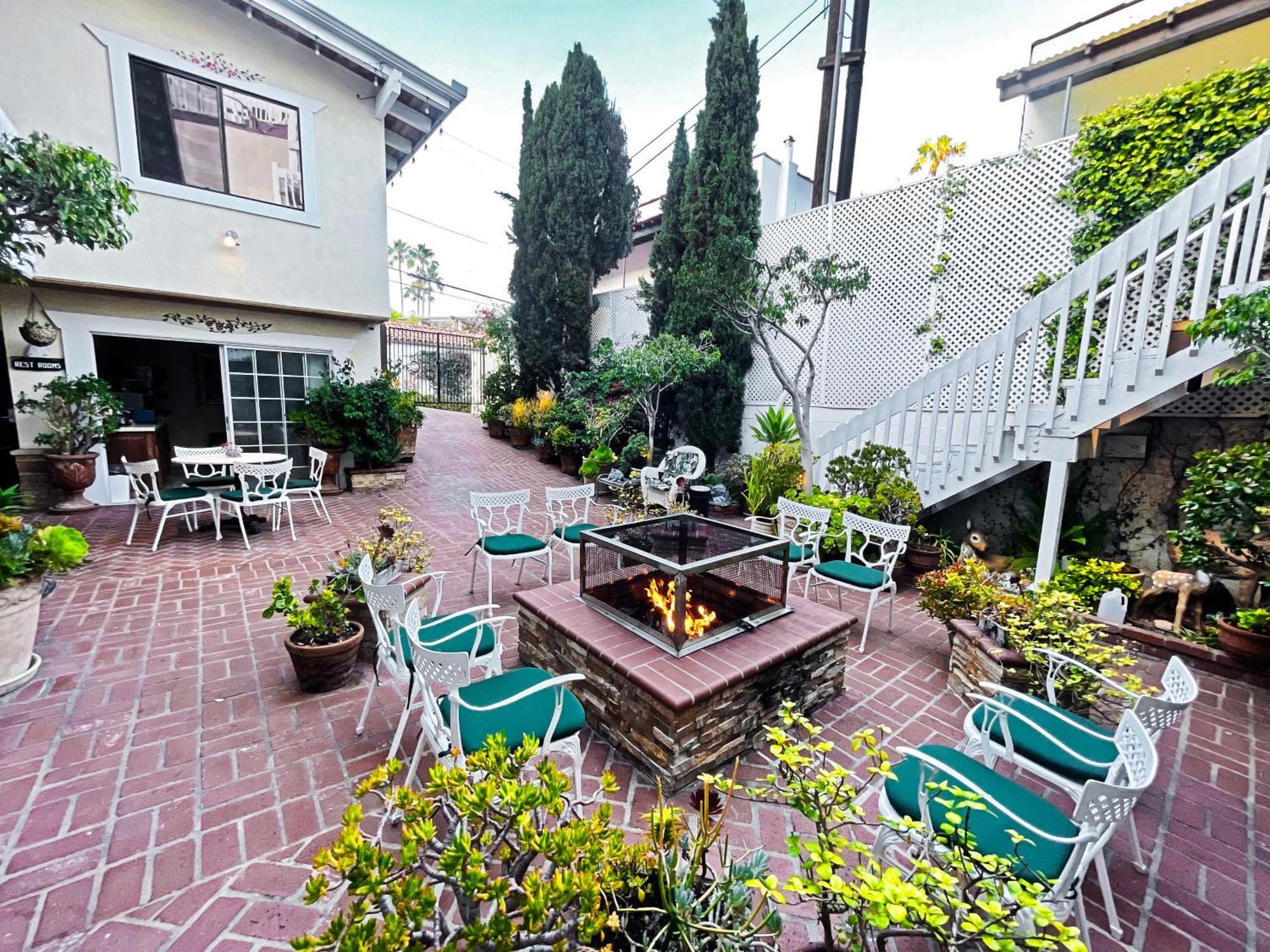 Catalina Courtyard Suites Avalon Eksteriør billede